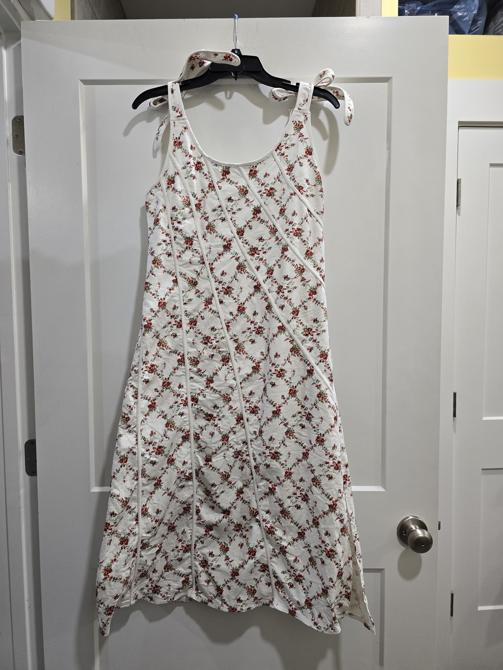 Molly Green White Floral Asymmetrical Dress with Red and Pink Blooms